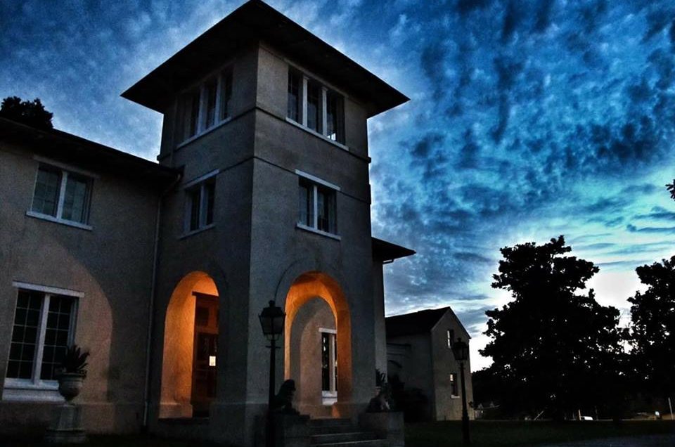 Charlotte: Carolina History & Haunts Beyond the Grave