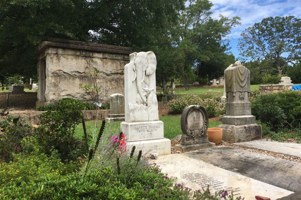 Historic Oakland Cemetery