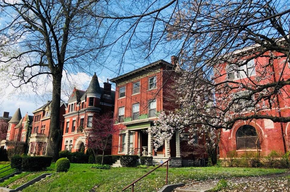 Old Louisville Historic Tours – Walking Tours
