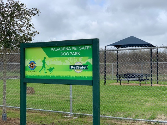 Pasadena: PetSafe Dog Park