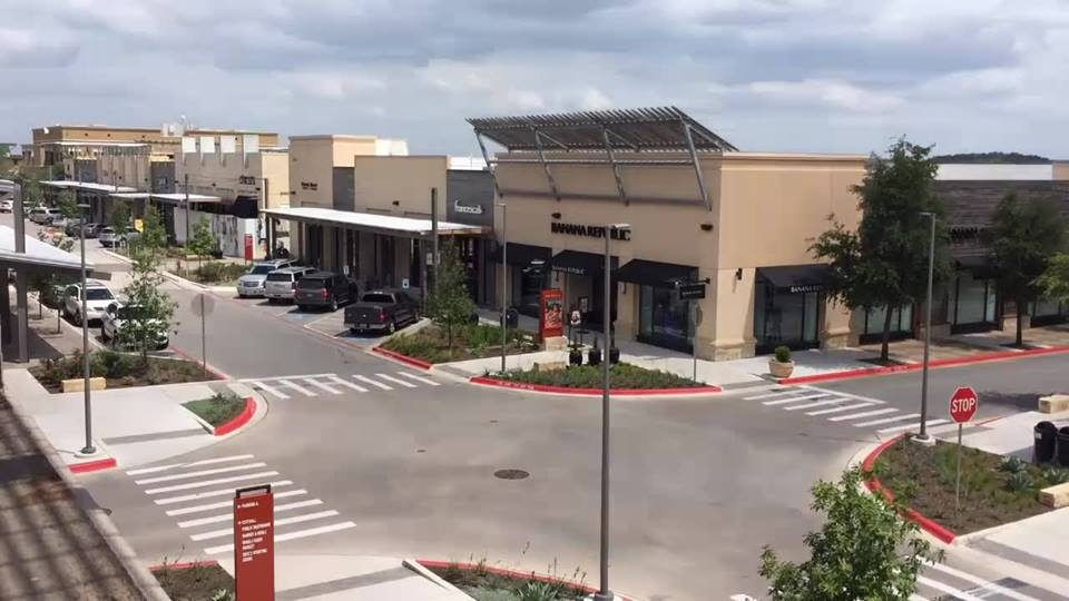 Hill Country Galleria – Bee Cave, TX